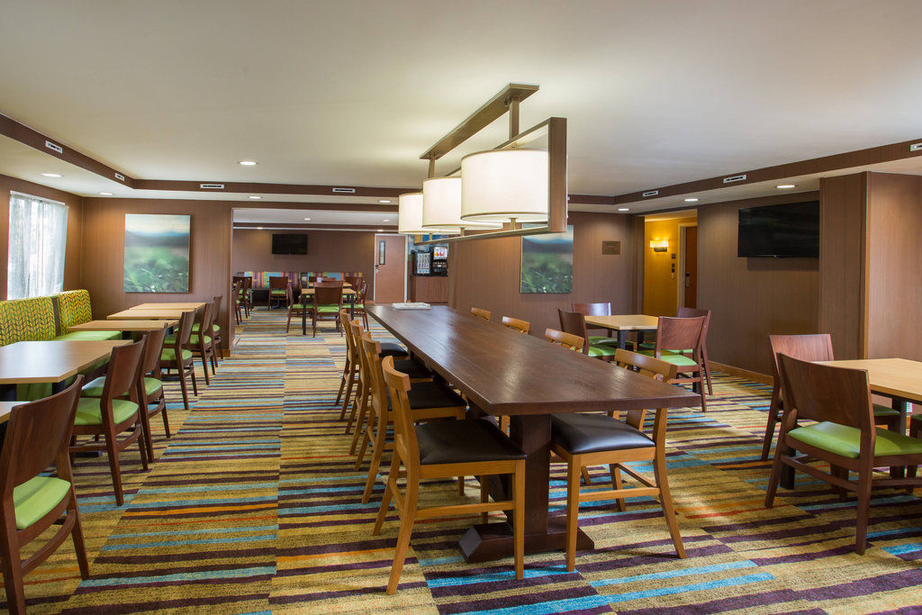 Fairfield Inn Manchester - Boston Regional Airport Eksteriør bilde